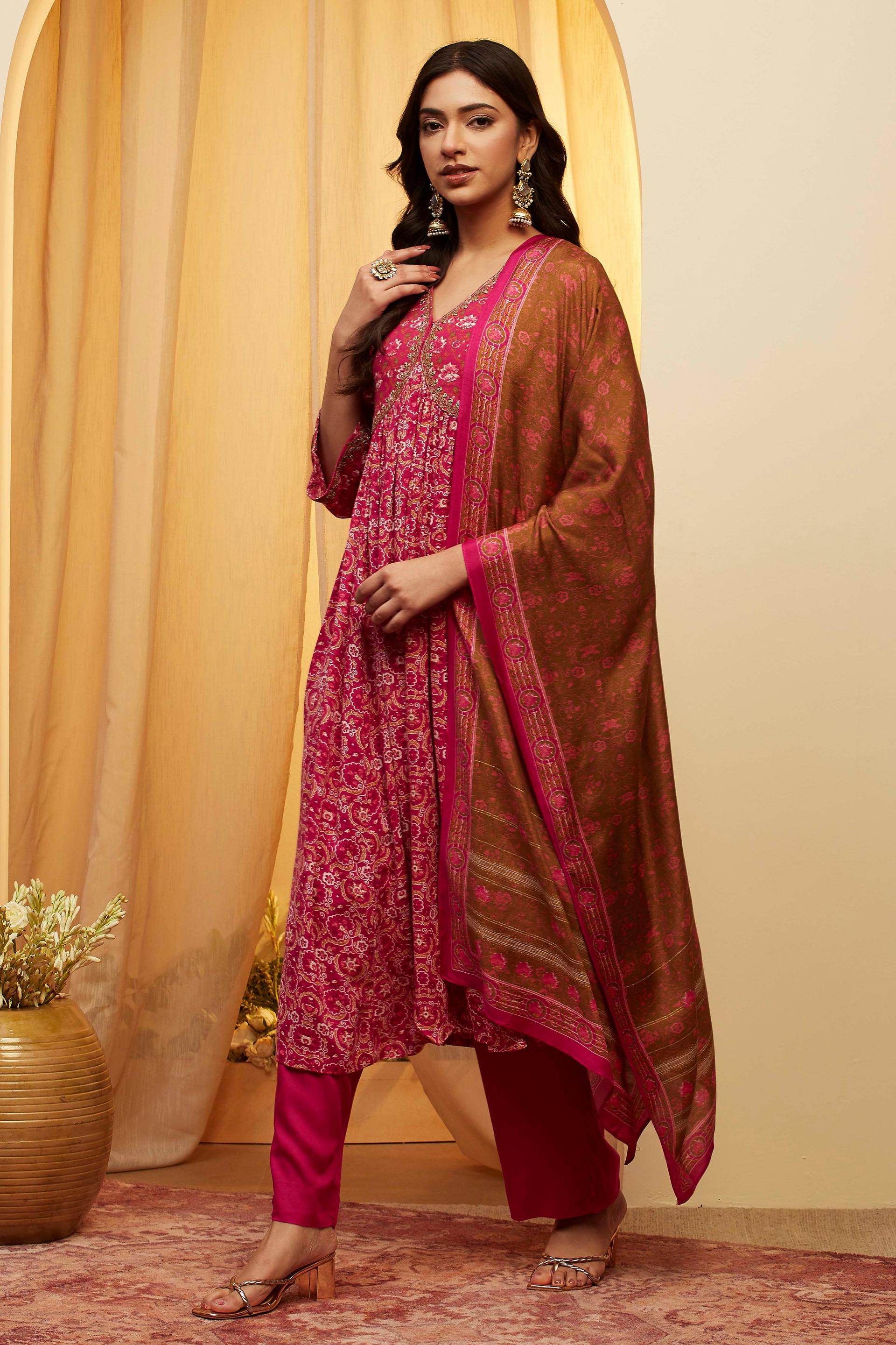 Magenta Floral Print Rayon Gathered Kurta Set with Brown Dupatta, view 4 of 6