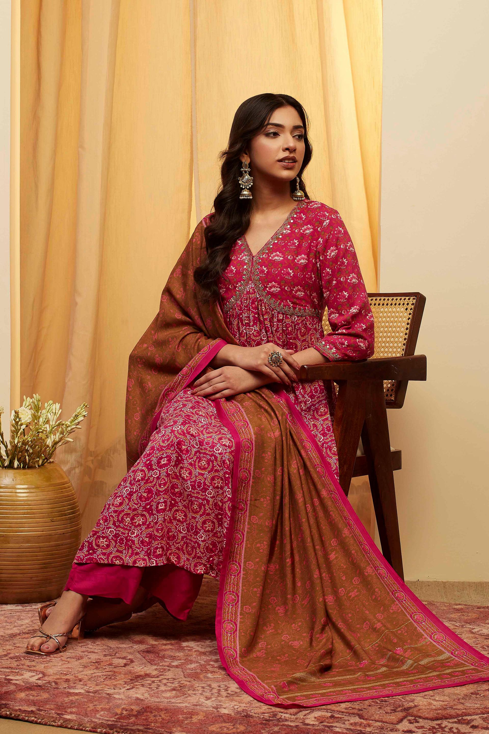 Magenta Floral Print Rayon Gathered Kurta Set with Brown Dupatta, view 5 of 6