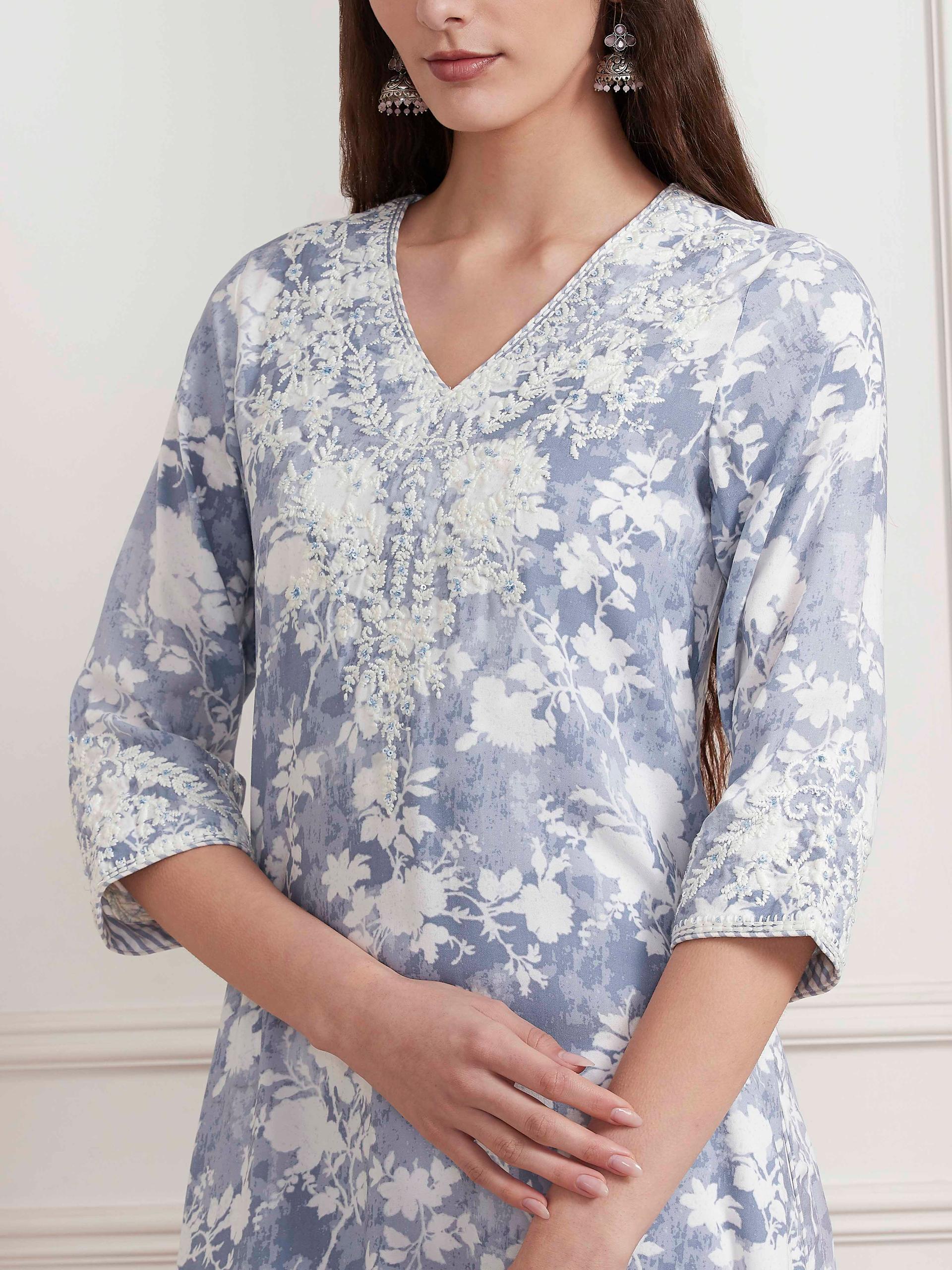 Powder Blue Floral Print Rayon Kurta with Embroidered V Neckline, view 4 of 5