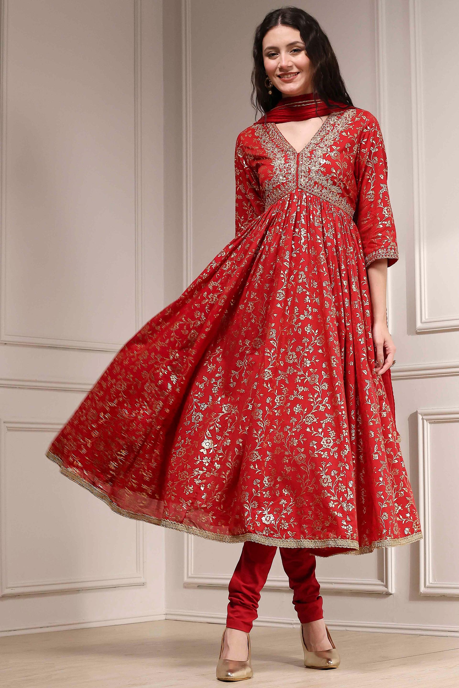Red Foil Print Cotton Flared Kurta Set with Gold Embroidery, view 5 of 7