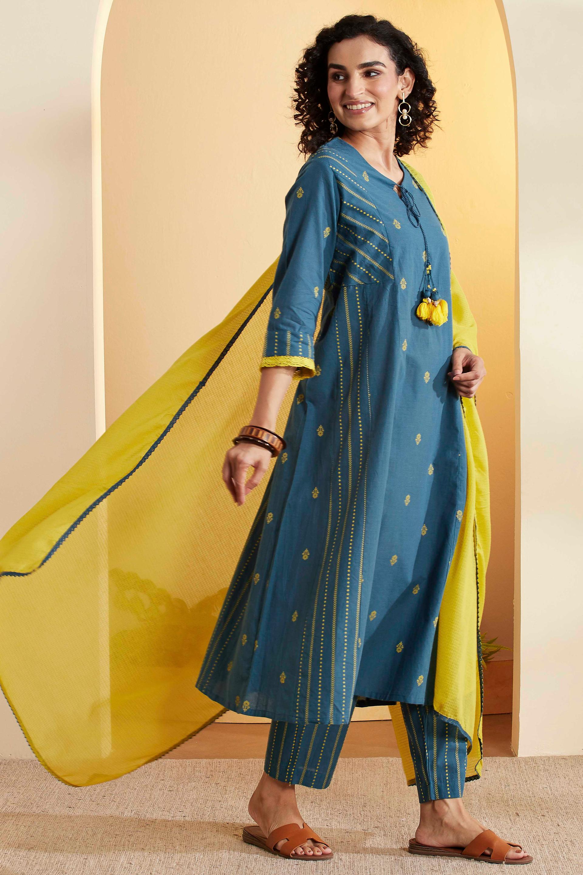 Teal Blue Yarn-Dyed Cotton Flared Kurta Set with Lime Yellow Dupatta, view 4 of 6